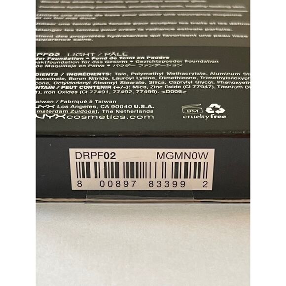 NYX Define & Refine Powder Foundation DRPF02 LIGHT - Picture 3 of 4